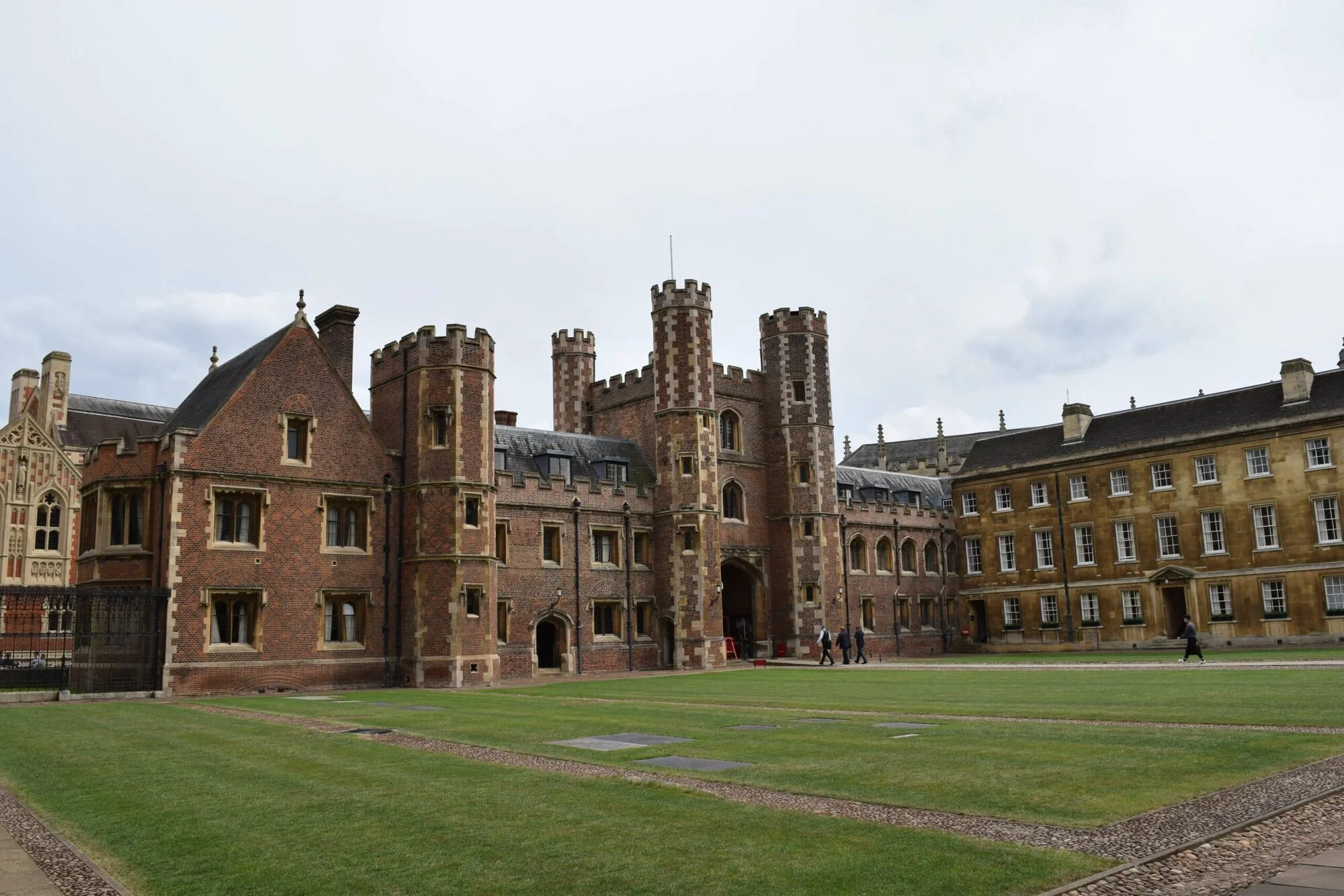 3 Things to Consider Before Applying to Boarding School