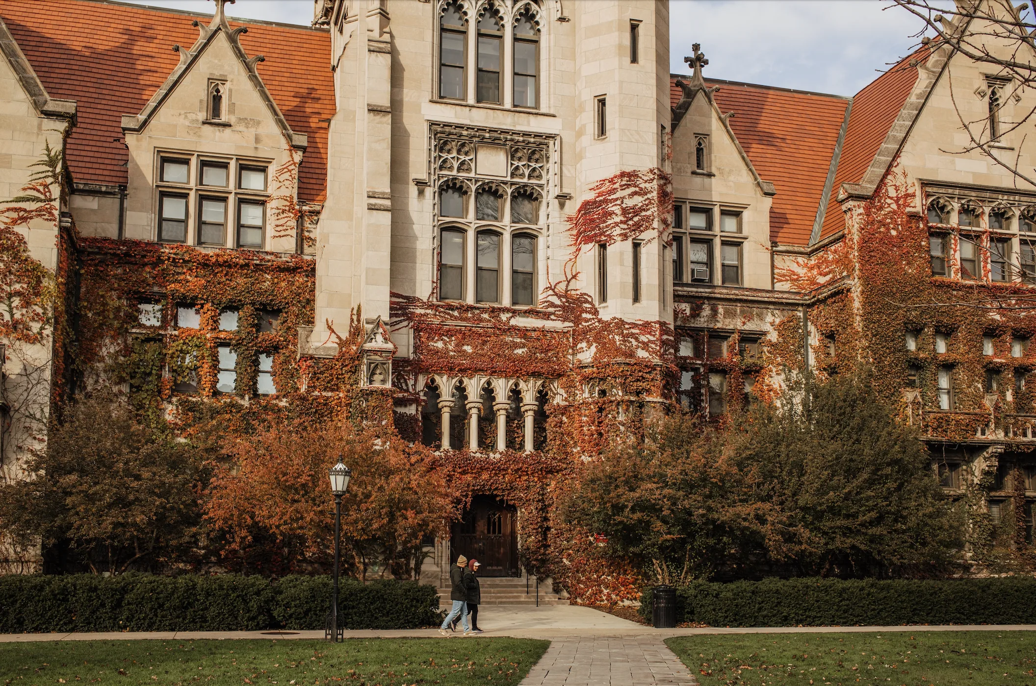Quantum’s Top 5 Universities for Economics