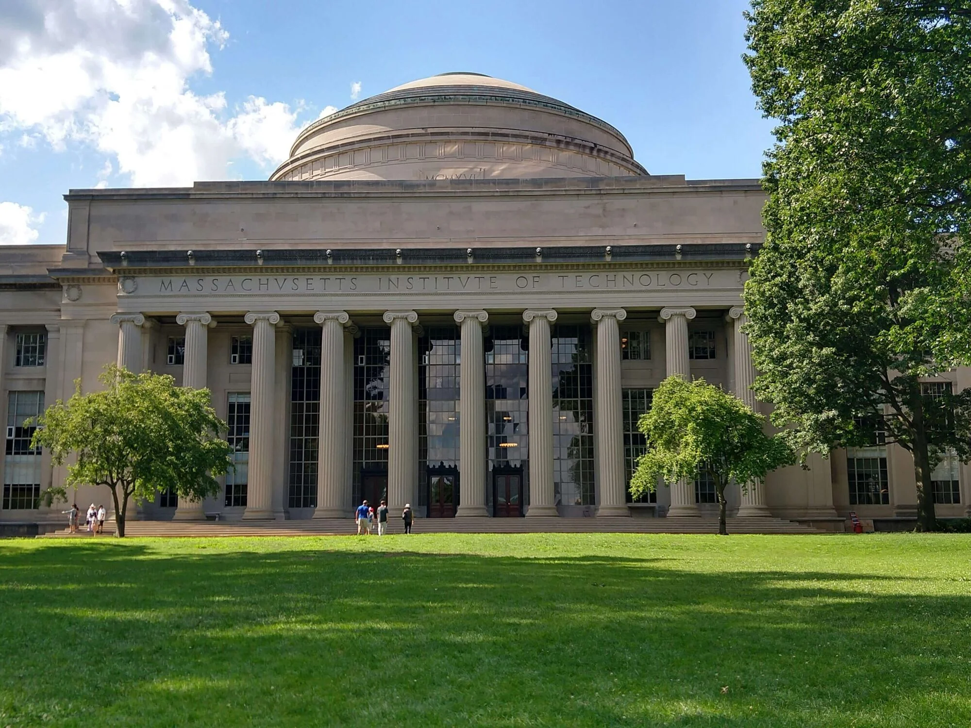 Quantum’s 2025-2026 Undergraduate Admissions Insights